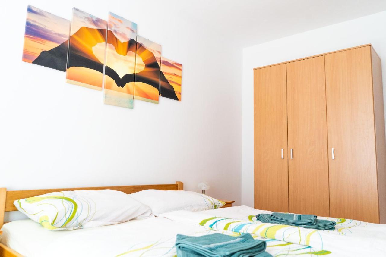 Apartment Mladen Biograd Na Moru Exteriér fotografie