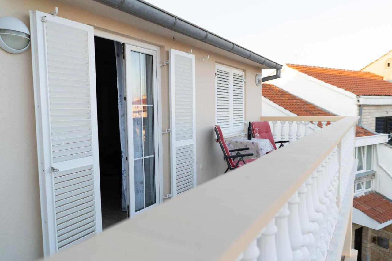 Apartment Mladen Biograd Na Moru Exteriér fotografie