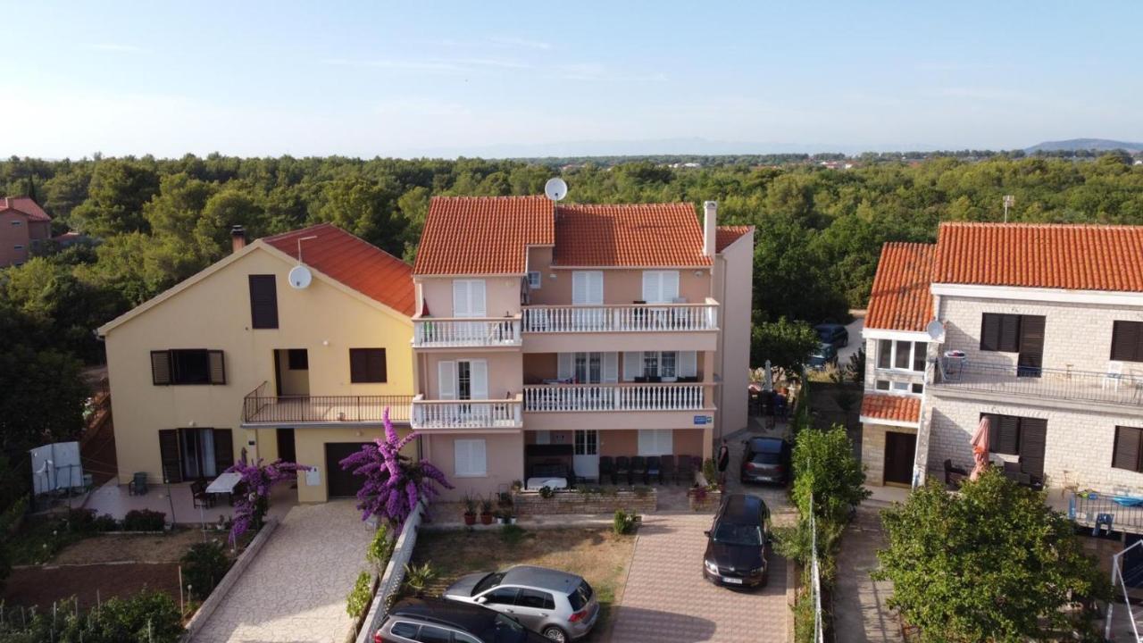Apartment Mladen Biograd Na Moru Exteriér fotografie