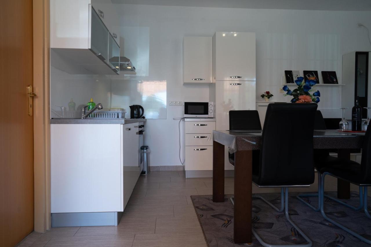 Apartment Mladen Biograd Na Moru Exteriér fotografie